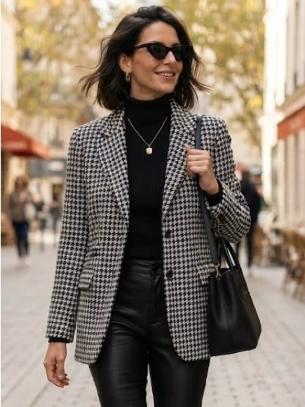 Classic Black & White Houndstooth Blazer - Size M | Timeless Sophisticated Chic